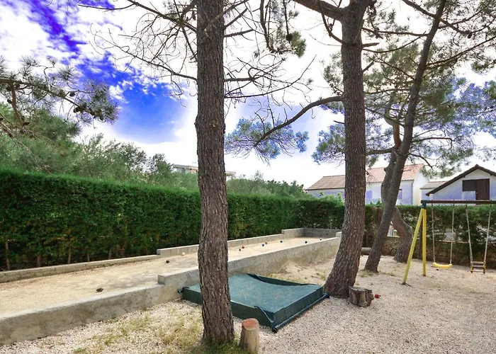 בית נופש Ivan By Interhome ויר