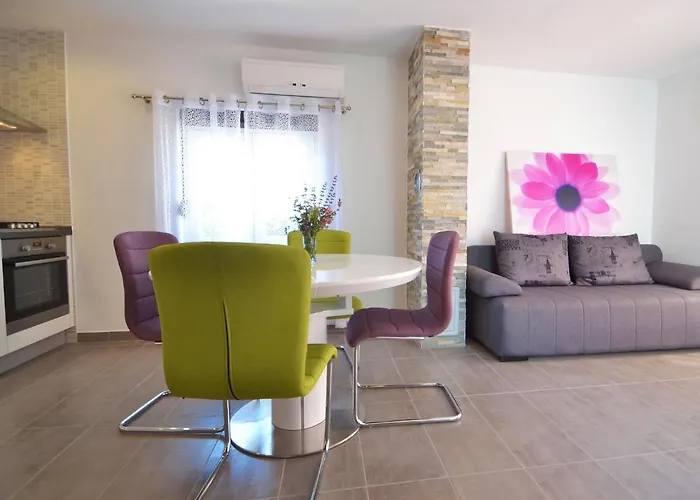 Ivan By Interhome * Vir