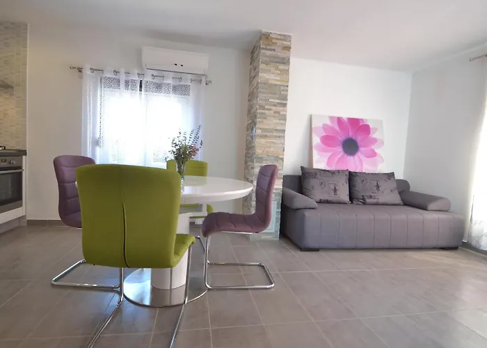 Ivan By Interhome Vikendica